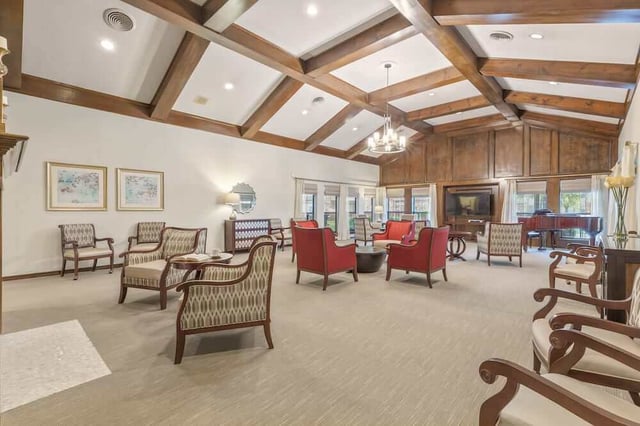 15_Country_Club_At_Woodland_Hills_GCREP_19