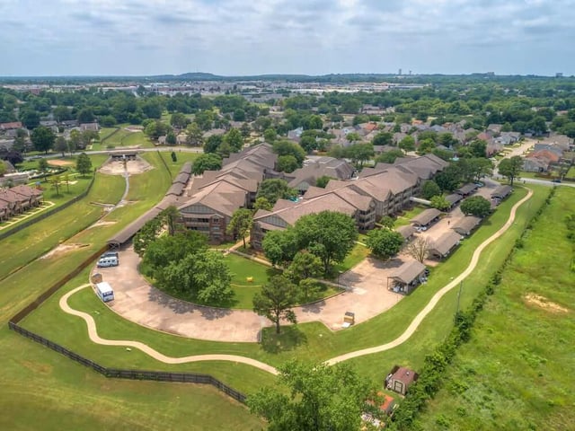 2_Country_Club_At_Woodland_Hills_GCREP_Batch1_133