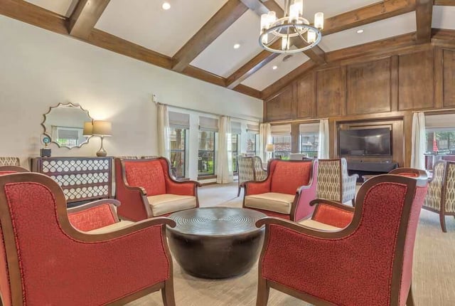21_Country_Club_At_Woodland_Hills_GCREP_Batch1_27